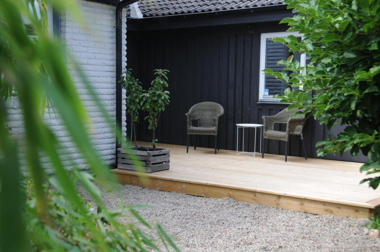 Surfers Guesthouse Åsa Eksteriør billede