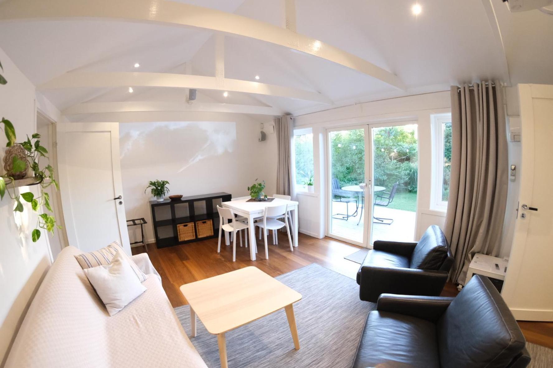 Surfers Guesthouse Åsa Eksteriør billede